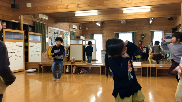 リトミックもうすぐ節目の卒業です。の記事動画