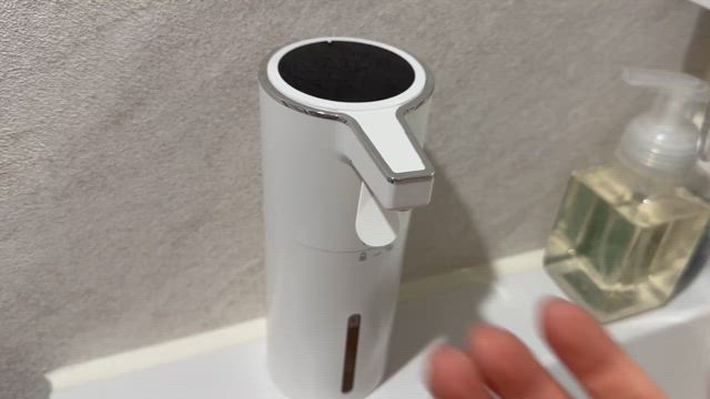【もっこもこの泡】軽るーいタッチで出てくるよっ！の記事動画