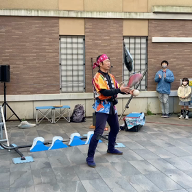 浅草で大道芸の画像