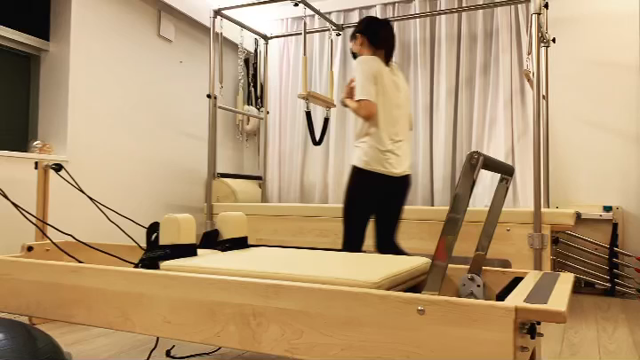ピラティスのプライベートレッスンってどうなの？の記事動画