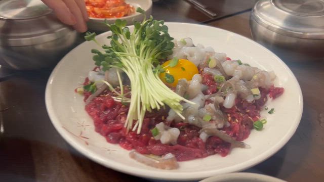 ８年ぶり〜渡韓っ♪1日目〜プチョンユッケの記事動画