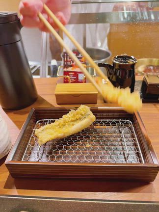 北新地「拾幸」へ｜天使の海老2尾とかき揚げ茶漬けに大満足✨の記事動画