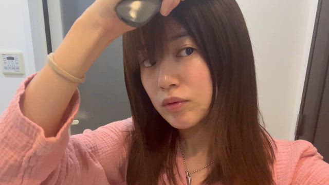 最近使ってる最強ヘアブラシの記事動画
