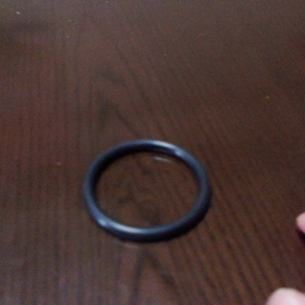 輪ゴムを掴むの画像