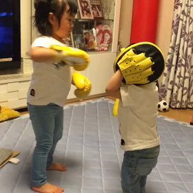 トレーナーは弟の画像