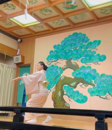 四谷 須賀神社 御遷座390年奉祝大祭 奉納演舞の記事動画