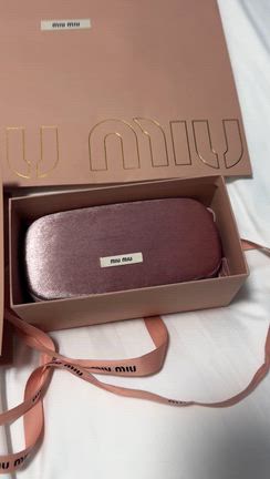 【miumiu】憧れのハイブランド購入でショックだったことの記事動画