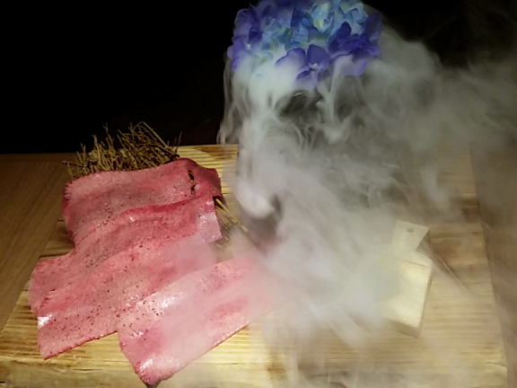 噴火×牛タン=の記事動画