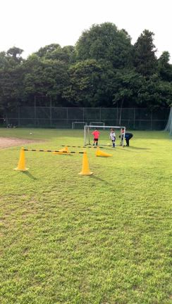 幼児・小学1〜2年生　少人数制サッカースクールでレベルアップ！の記事動画