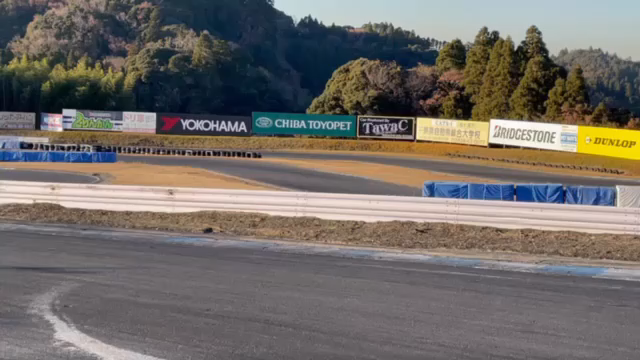 つよぽんvsウッチーの記事動画