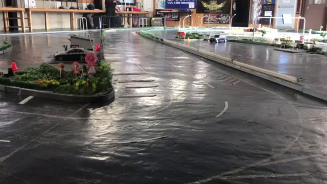 マイホームRCサーキットからのヒコテック！の記事動画