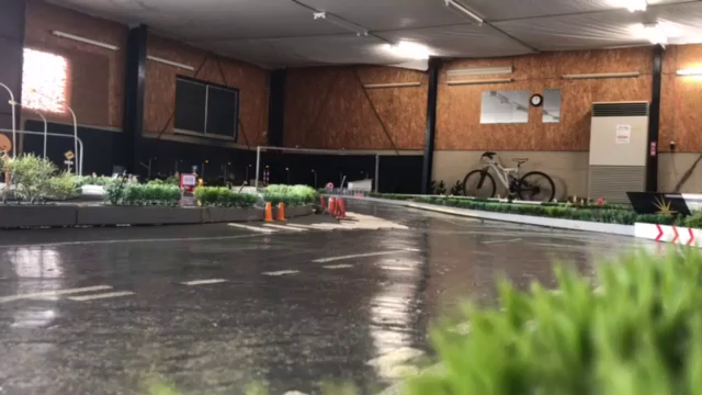 マイホームRCサーキットからのヒコテック！の記事動画