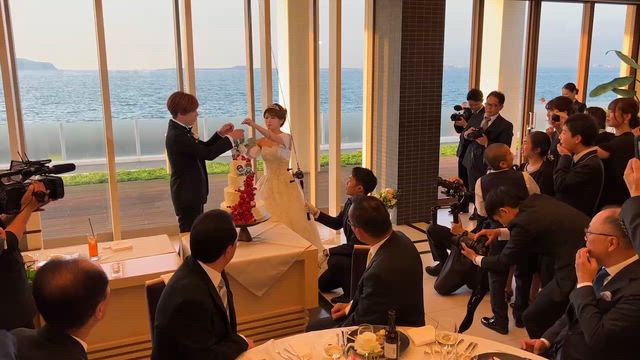 結婚式　〜披露宴編〜の記事動画