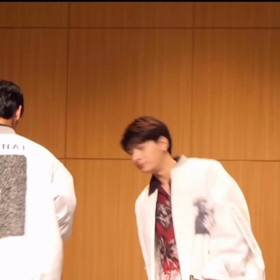 I wanna be with youの画像