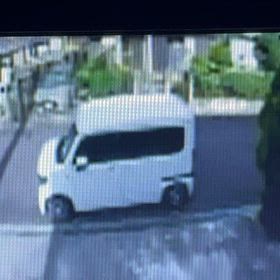 玄関開けたら、ストーカー！の画像