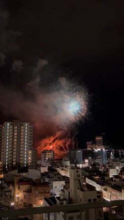 花火の夜の記事動画