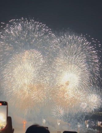 横浜花火☆の記事動画