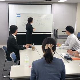 叱ると褒める、厳しさと優しさが必要なんです！の画像