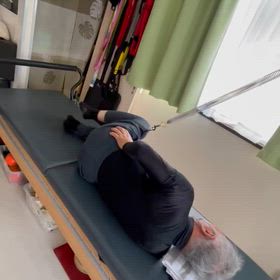 骨盤を押さえてもらいましたの画像