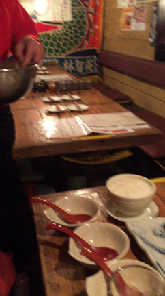 はちきょうのいくら丼！の記事動画