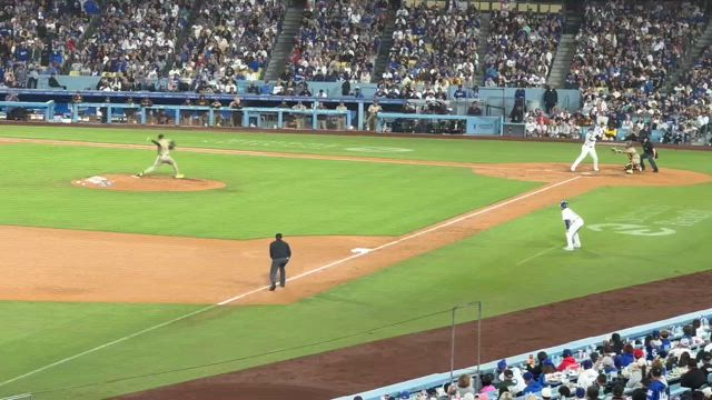 CBR600RR納車準備！！＆貴重なお土産いただきました(((o(*ﾟ▽ﾟ*)o)))の記事動画