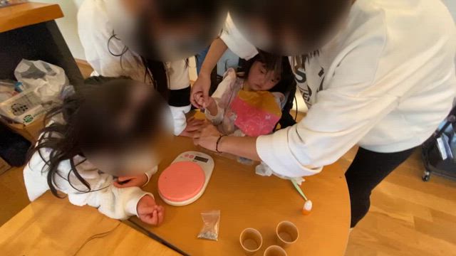 闘病271日目　Yちゃんとスタジオでドレス&2本目乳歯抜けた！の記事動画