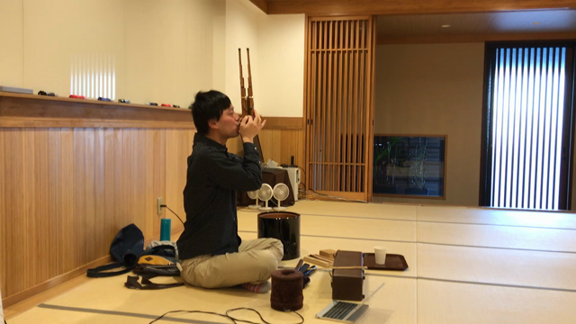 カニが挙動不審な理由。の記事動画