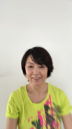 肩甲骨ストレッチで、運動不足解消の記事動画