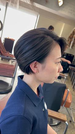 【大阪・心斎橋】30代・40代・50代に人気！黒髪でも垢抜ける大人の丸みショートボブの記事動画