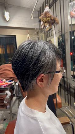 【50代・60代必見】「ベリーショートはみんな同じ」は間違い。グレイヘアがもっと素敵にの記事動画