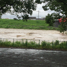 大雨の画像