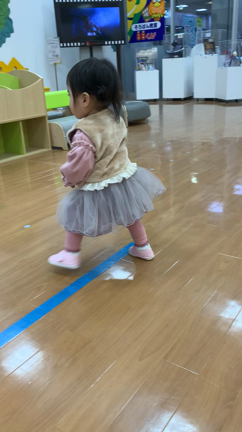 親子3人で買い物へ♪の記事動画