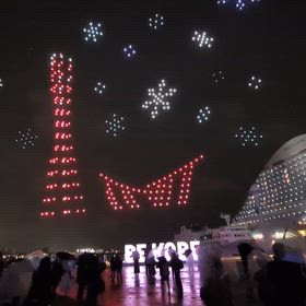 ドローンショーの画像