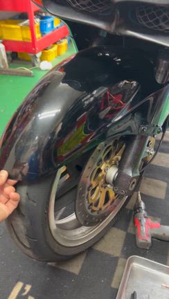 ジャジャ漏れ（ZZR1100D/GPZ1100R）の記事動画