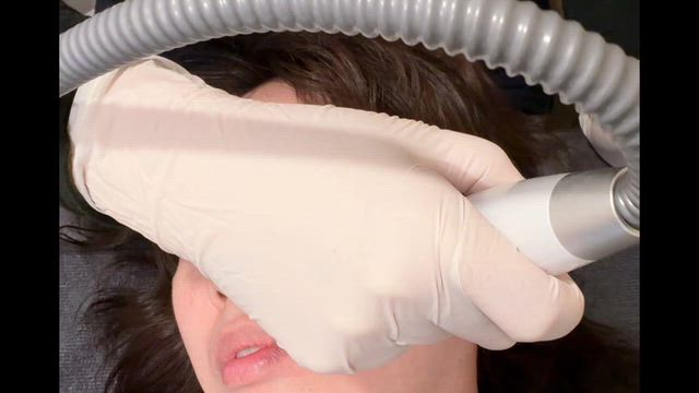 人生初の美容施術受けて来たの記事動画
