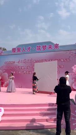 書道三昧　中国寧海　書道パフォーマンスの記事動画