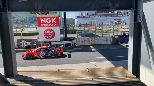 SUPERGT第7戦オートポリスの記事動画
