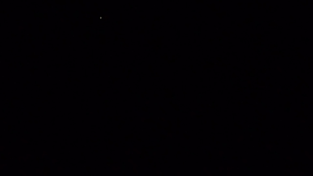 暴風雨  *  儚い光のホタル  *  バラ購入  *の記事動画
