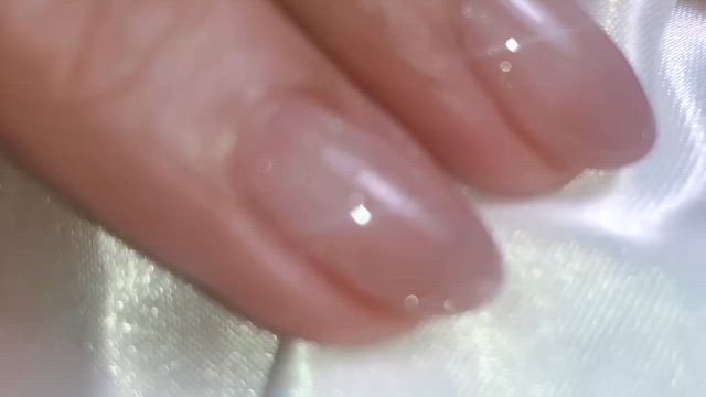 お客様ネイルの記事動画
