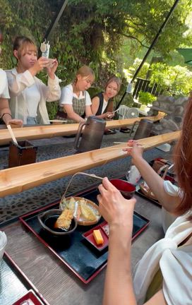 【明日20時は！】最大の好機！無料招待状を手に入れるのは誰だ！（流しそうめん動画を添えての記事動画