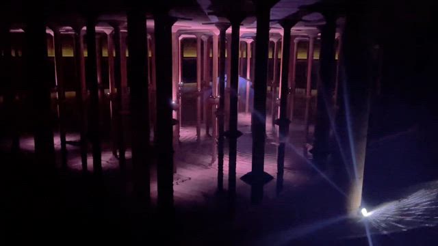 神秘的！音と光の貯水槽アート Buffalo Bayou Park Cisternの記事動画