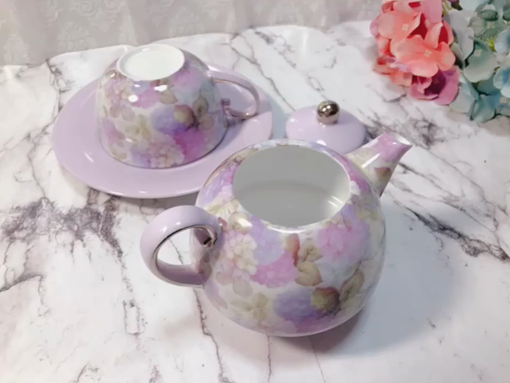 紫陽花のティーフォーワン全面貼りの記事動画