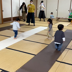 よちよち＆ハイハイレース楽しく開催しました♪のサムネイル画像