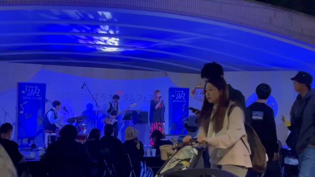 見上げてごらんの記事動画