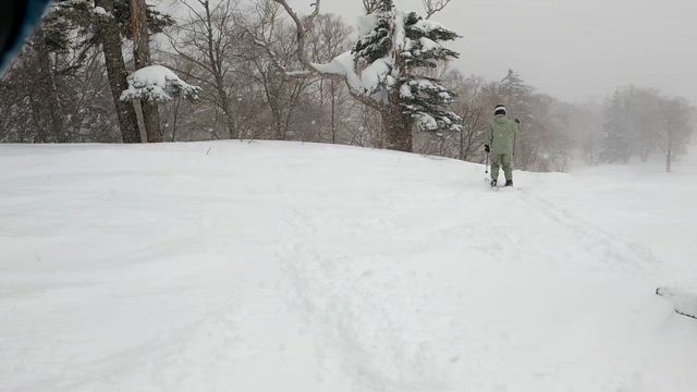 メカニックスキー旅行の記事動画