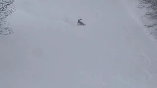 メカニックスキー旅行の記事動画