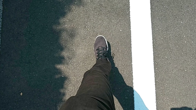 右足の音にご注目くださいの記事動画