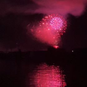 夏は夜。海と花火。夏の終わり。でもクソ暑い。の画像
