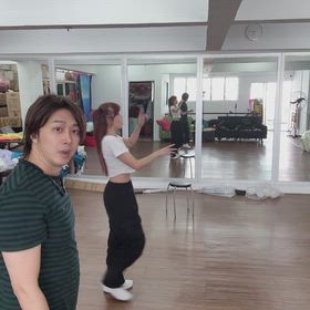 ダンス先生とリハの画像