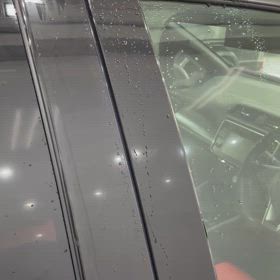 Bピラーの撥水状態の画像